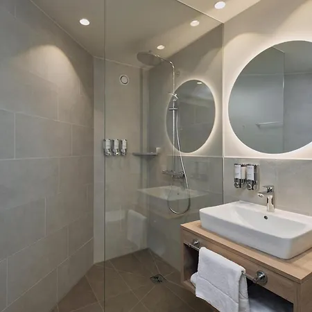 فندق Hampton By Hilton Messe